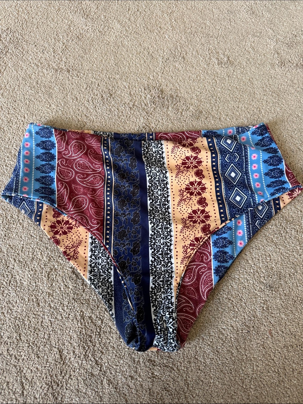 High-Waist Striped Paisley Swim bottoms - Multicolor